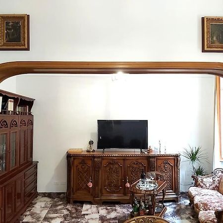 Appartamento Al Colosseo Рим Екстериор снимка